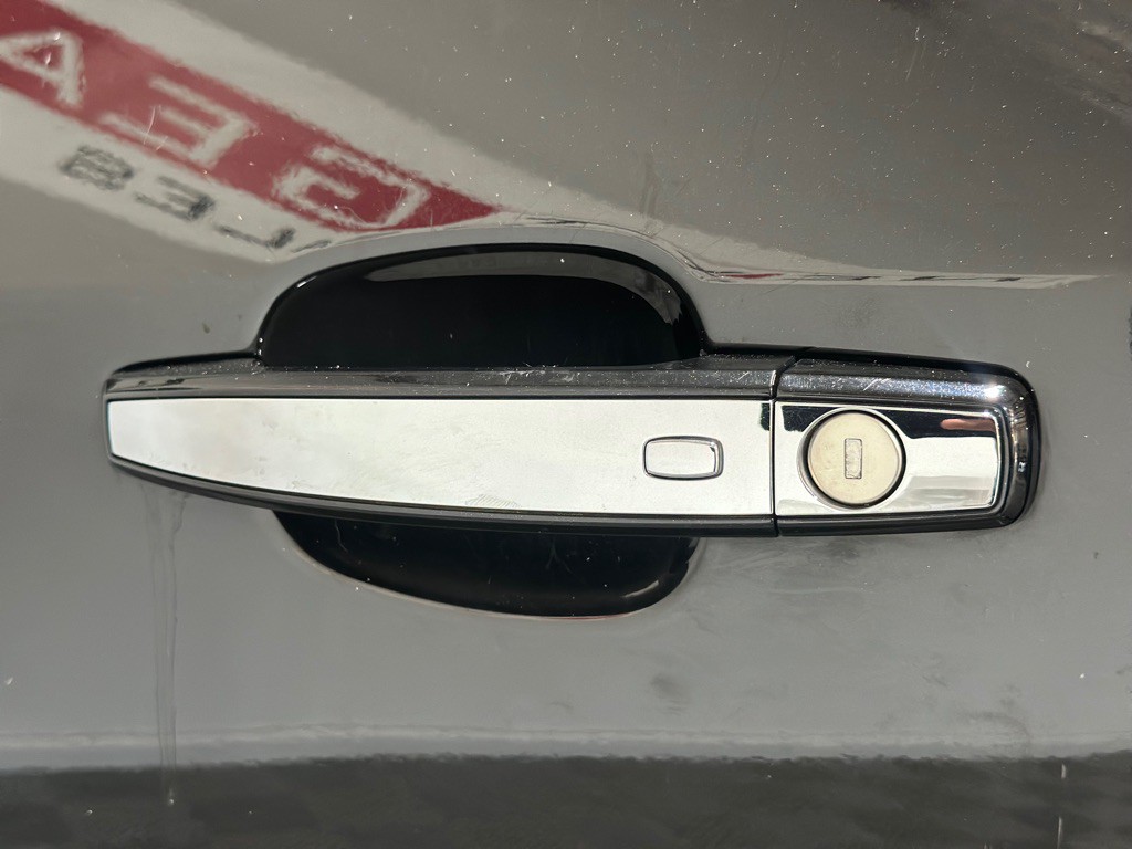 2017 Buick Enclave Image 32