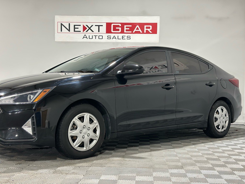 2020 Hyundai Elantra Image 6