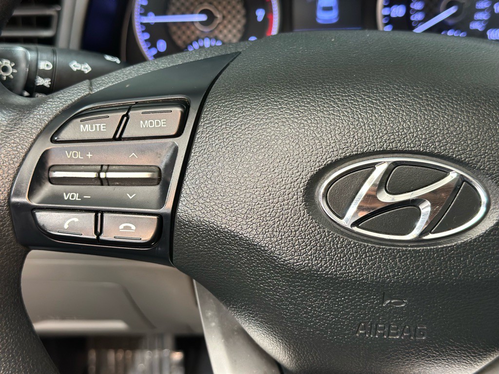 2020 Hyundai Elantra Image 26