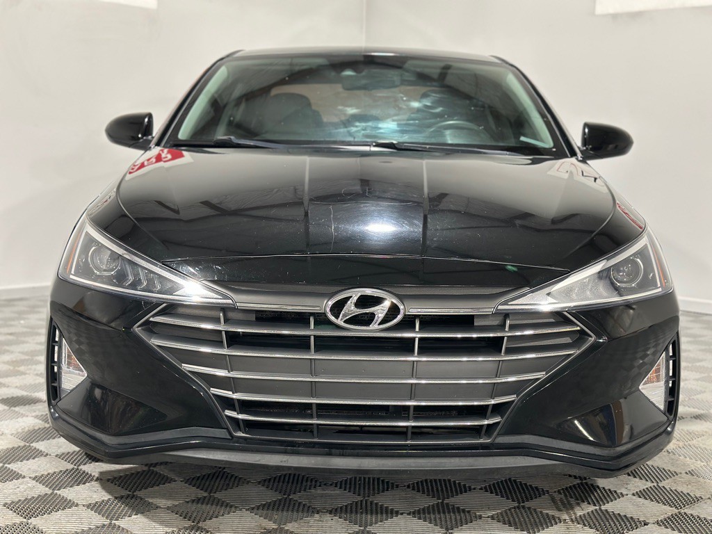 2020 Hyundai Elantra Image 4