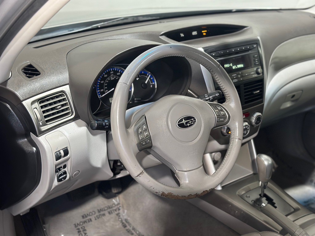 2010 Subaru Forester Image 24