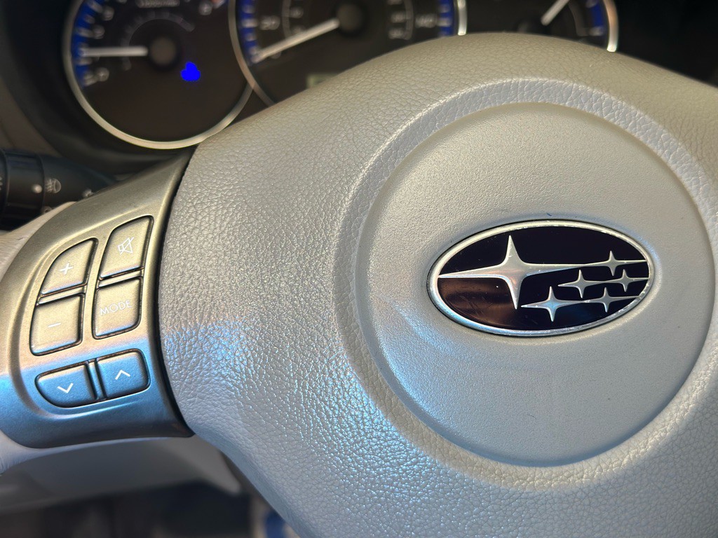 2010 Subaru Forester Image 25