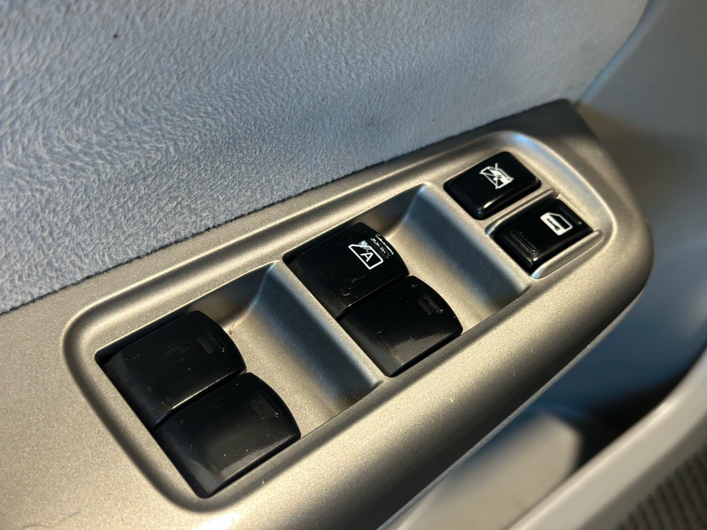 2010 Subaru Forester Image 29