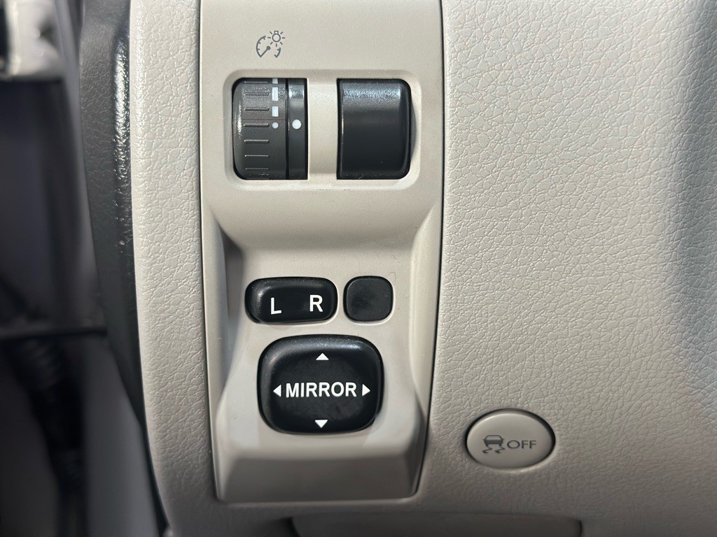 2010 Subaru Forester Image 30