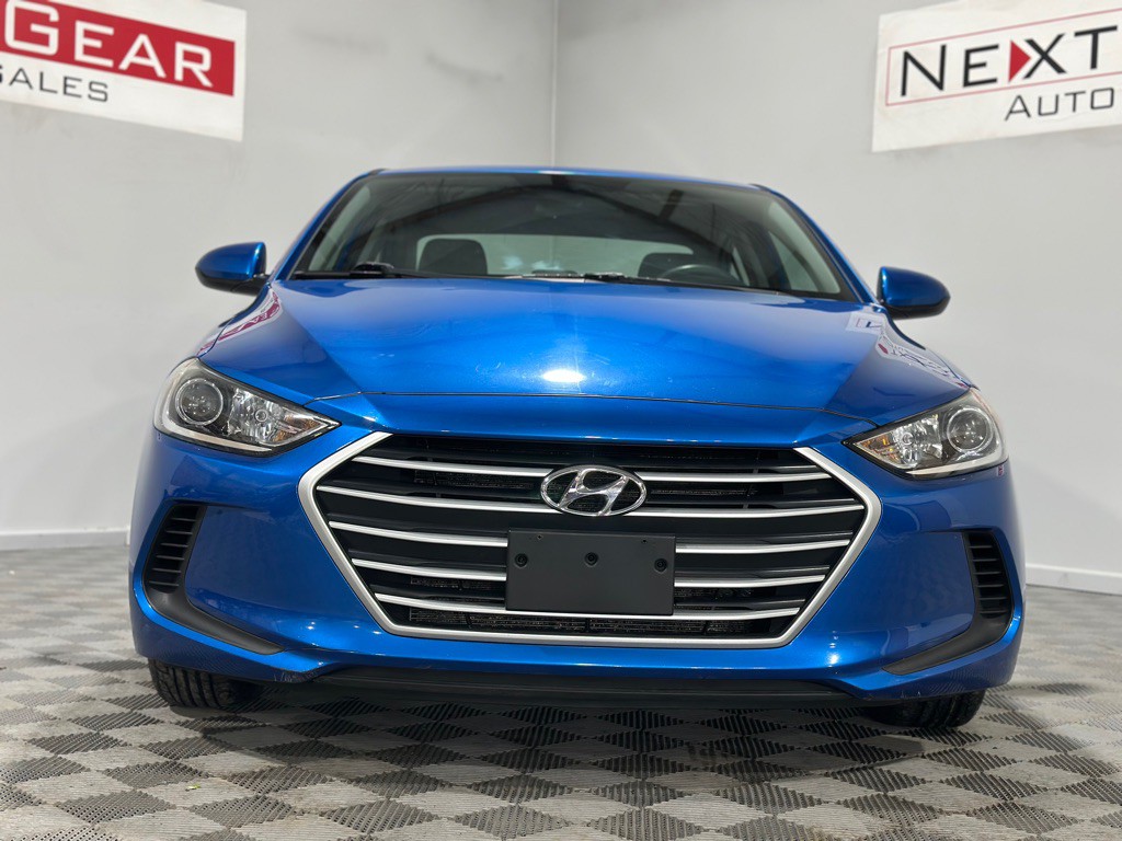 2017 Hyundai Elantra Image 4