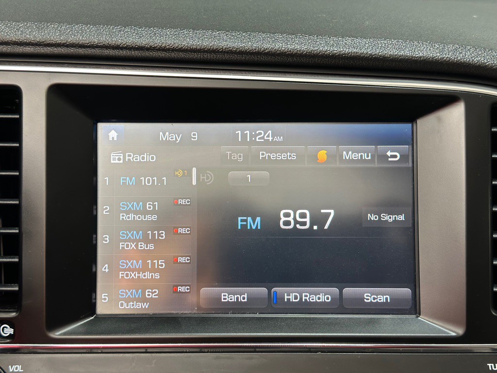 2017 Hyundai Elantra Image 17
