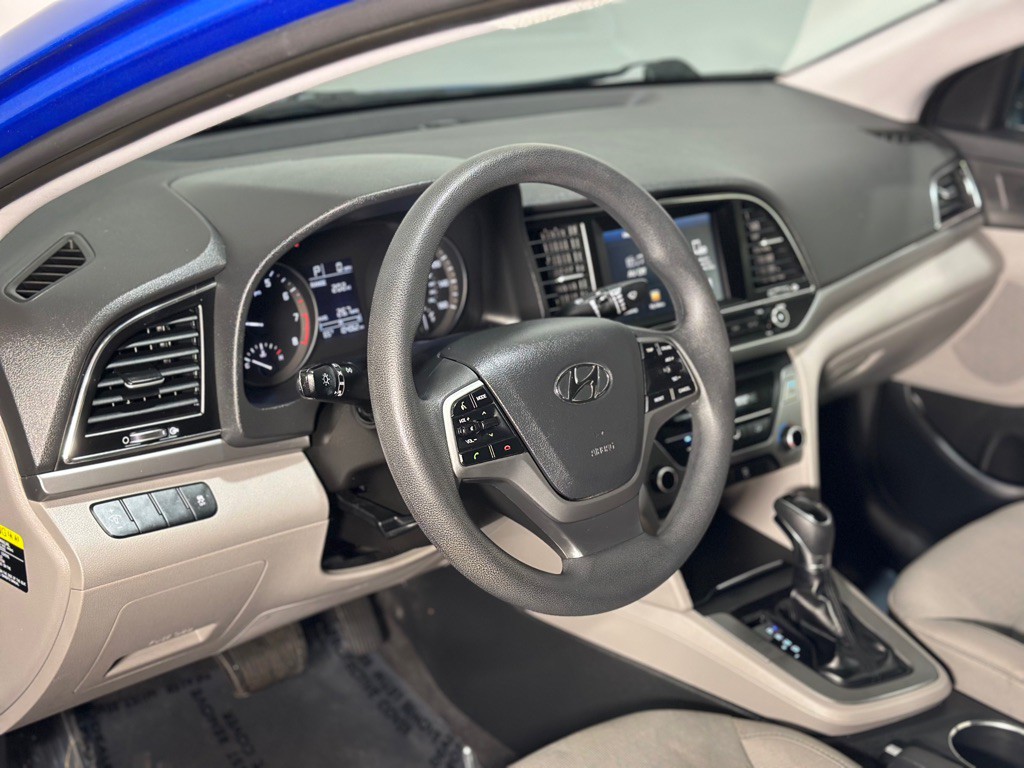 2017 Hyundai Elantra Image 26