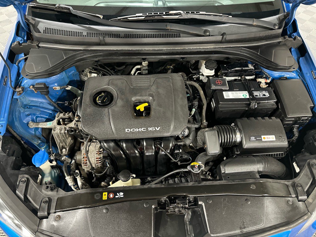 2017 Hyundai Elantra Image 34