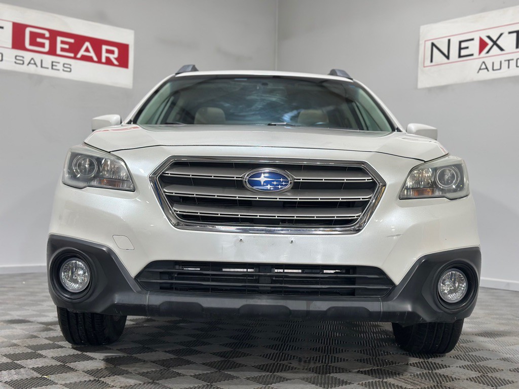 2015 Subaru Outback Image 4