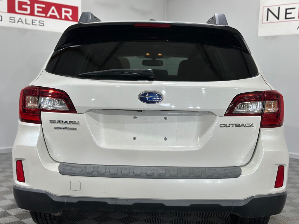 2015 Subaru Outback Image 7