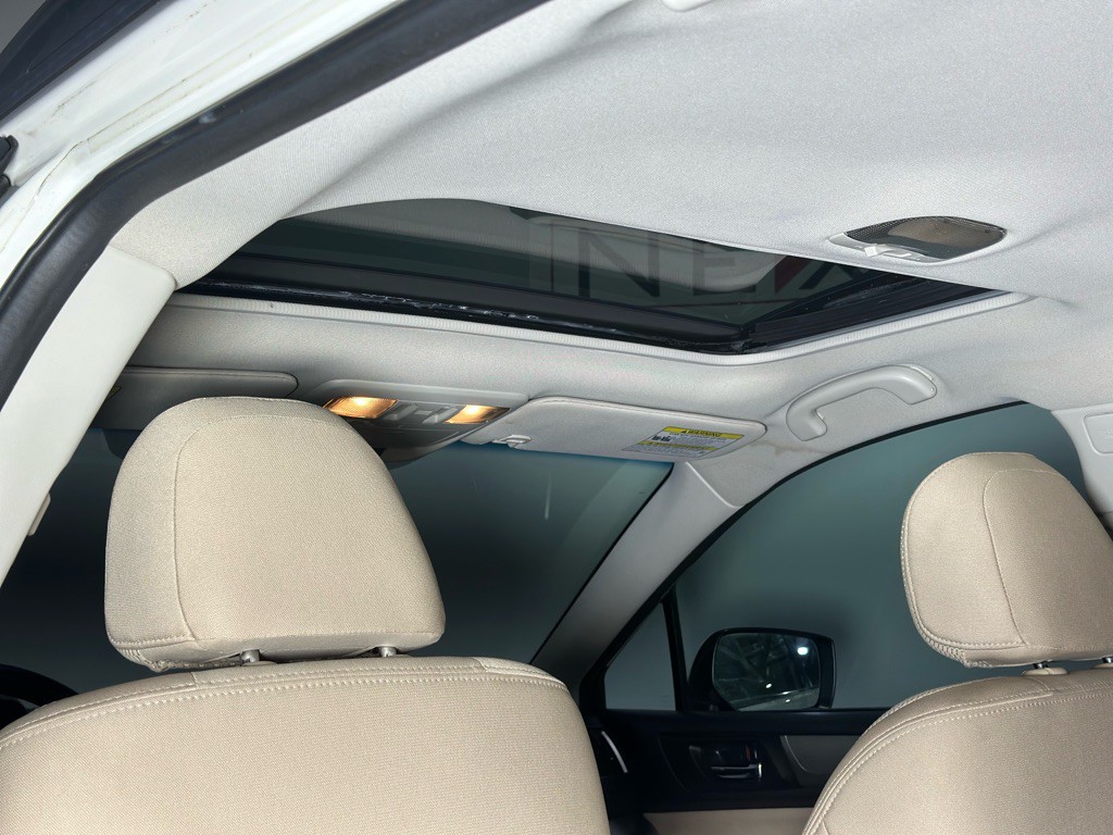 2015 Subaru Outback Image 21