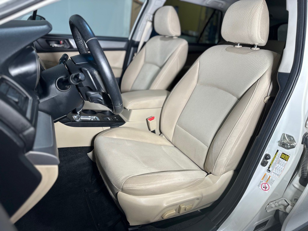 2015 Subaru Outback Image 23