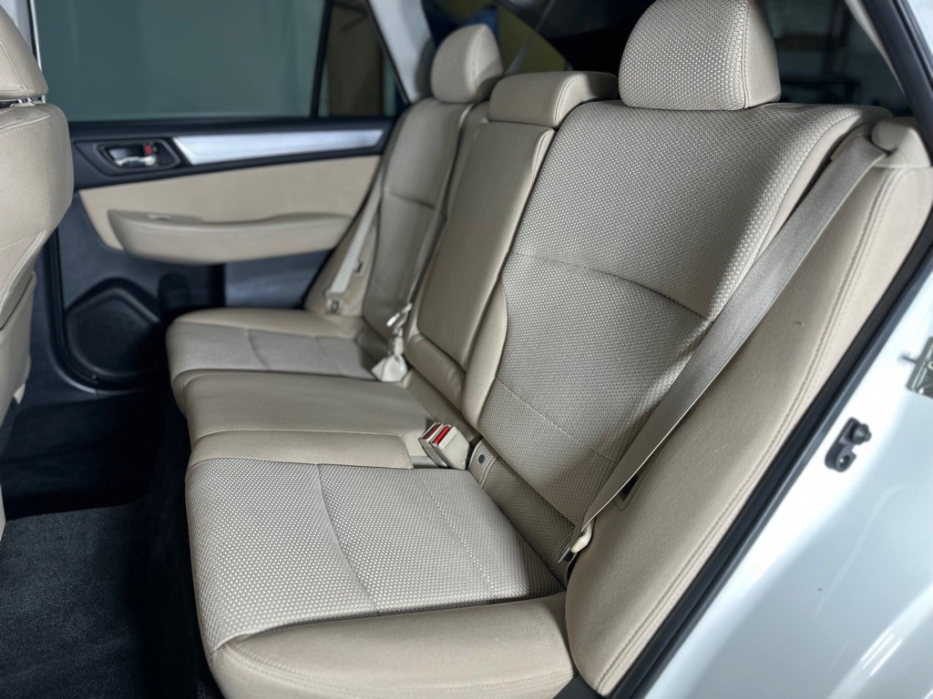 2015 Subaru Outback Image 24