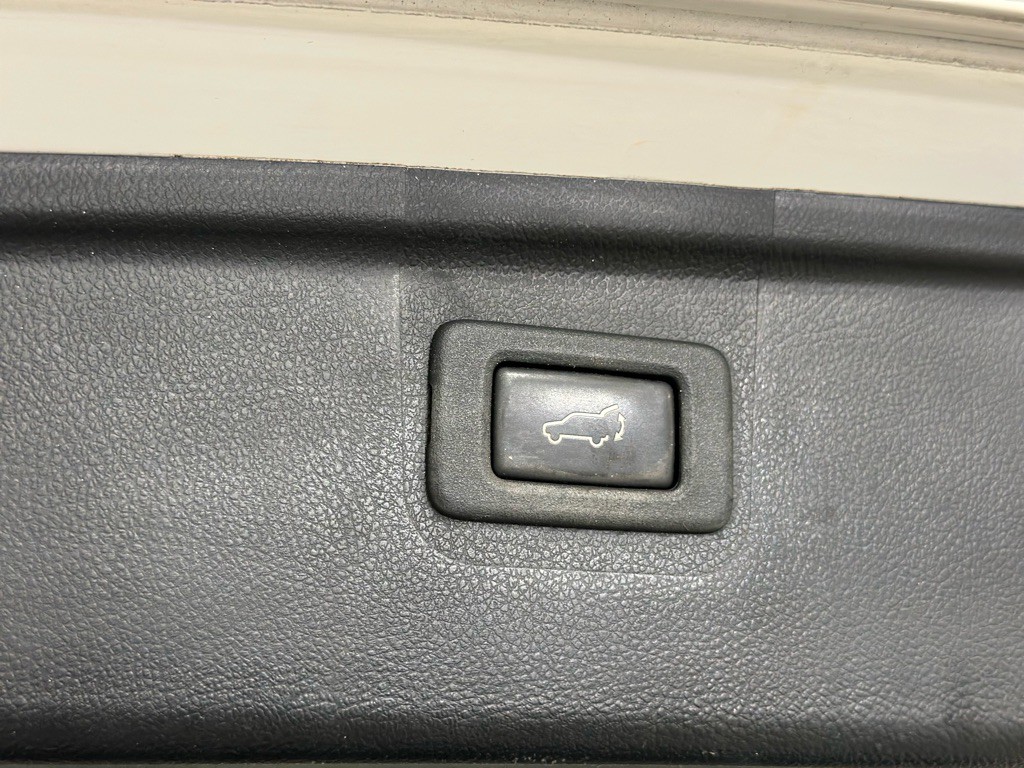 2015 Subaru Outback Image 35