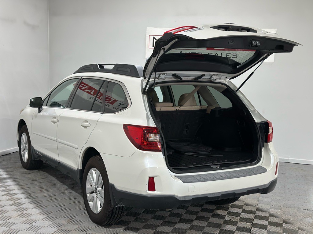 2015 Subaru Outback Image 39