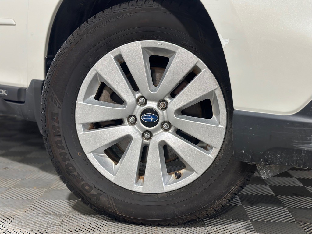 2015 Subaru Outback Image 45