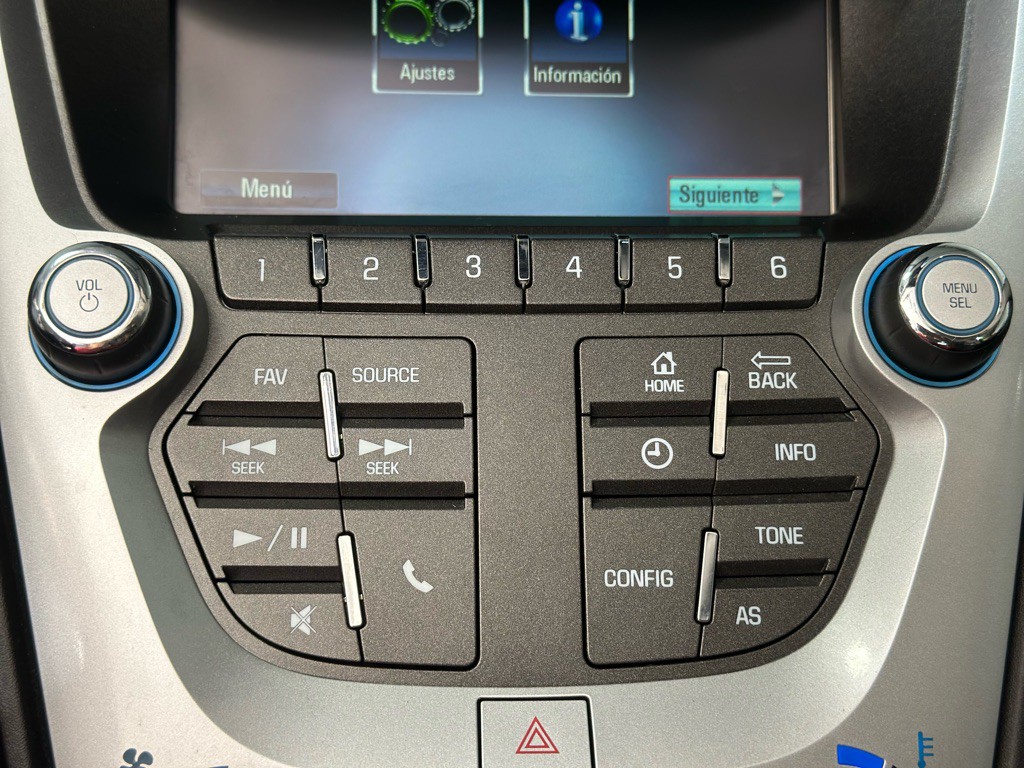 2017 Chevrolet Equinox Image 18