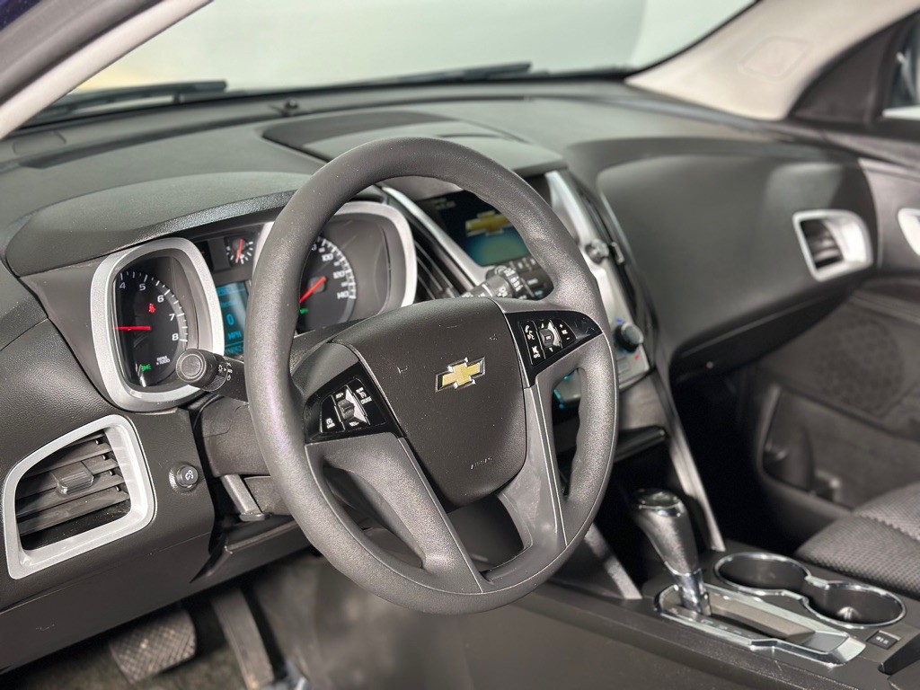 2017 Chevrolet Equinox Image 25