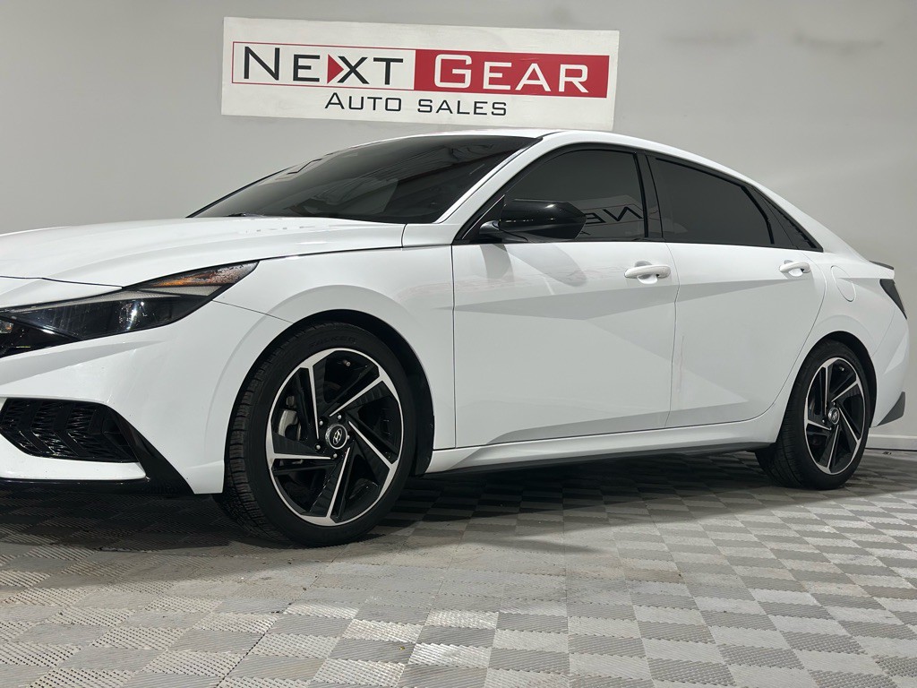 2021 Hyundai Elantra Image 6