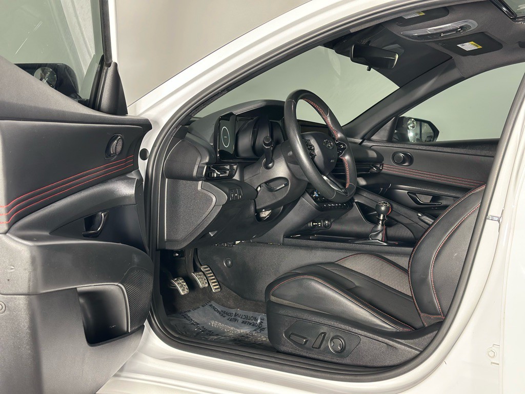2021 Hyundai Elantra Image 10