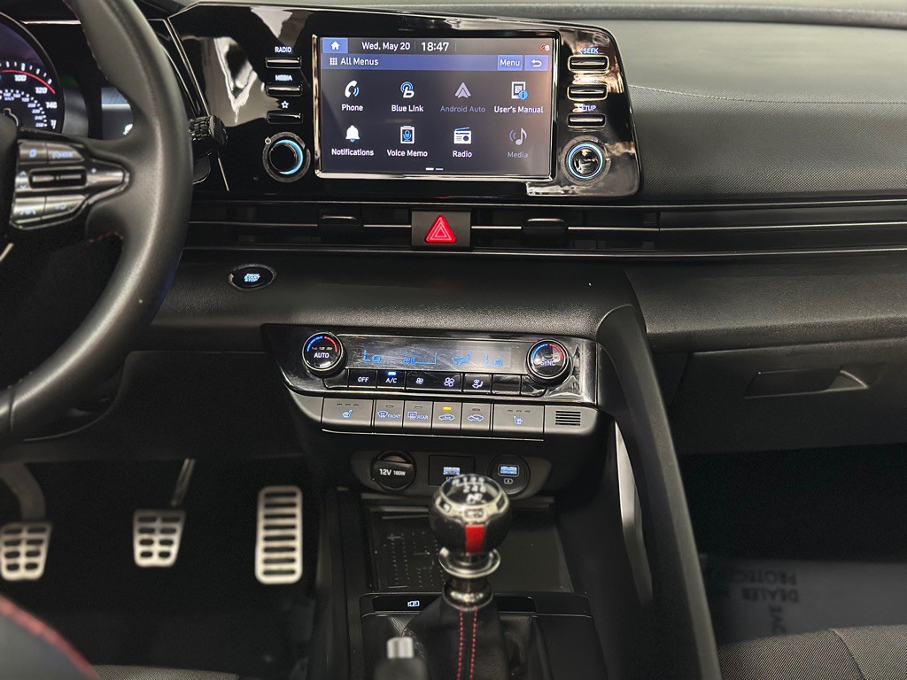 2021 Hyundai Elantra Image 15