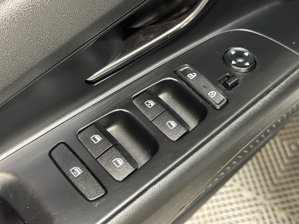 2021 Hyundai Elantra Image 38