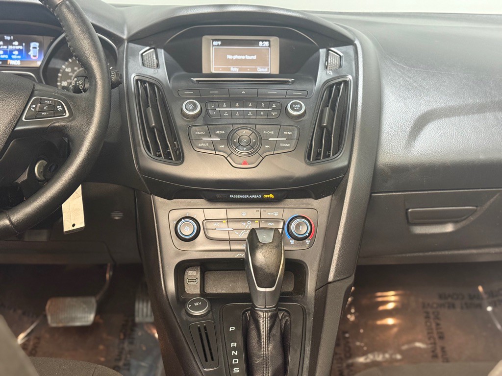 2015 Ford Focus Image 14