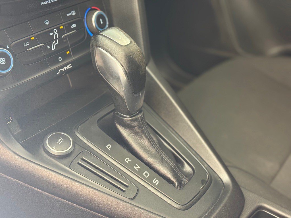 2015 Ford Focus Image 18