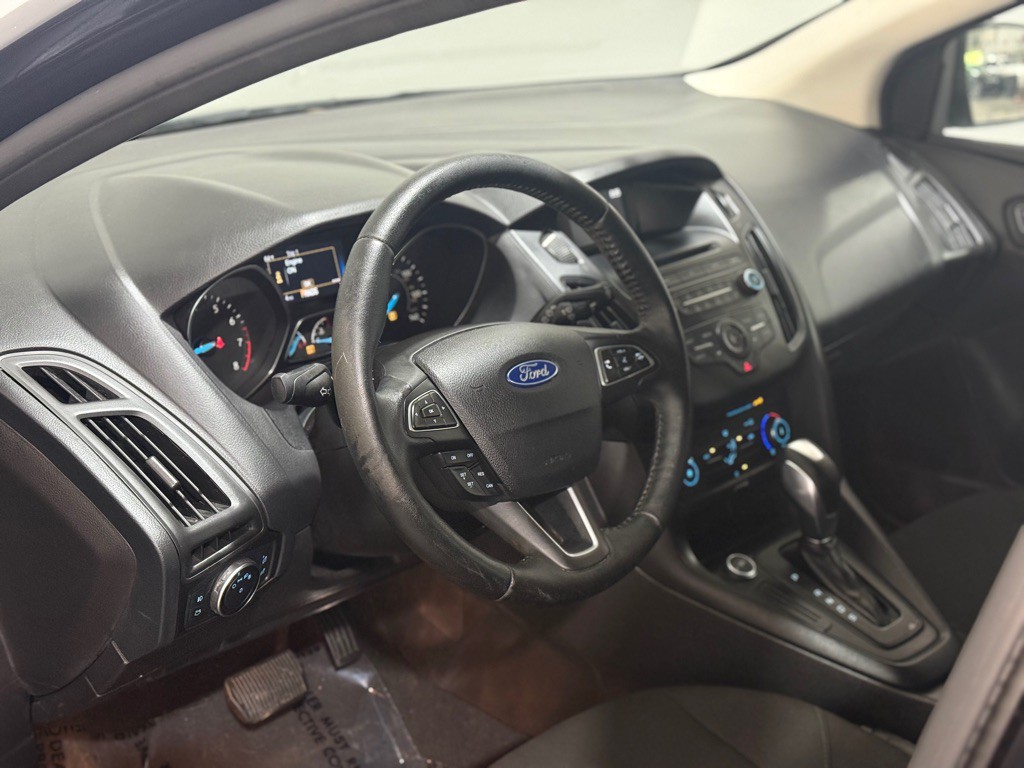 2015 Ford Focus Image 22