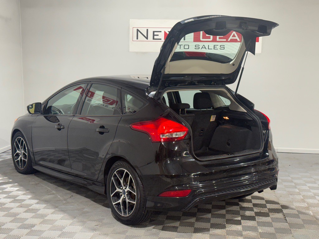 2015 Ford Focus Image 27