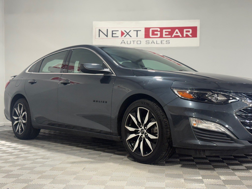 2020 Chevrolet Malibu Image 2