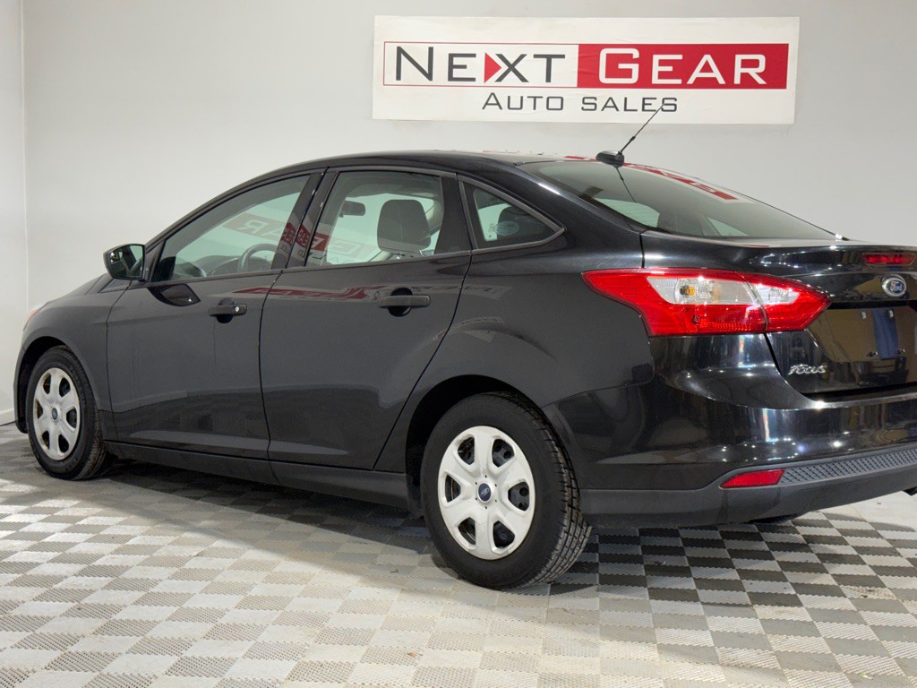 2012 Ford Focus Image 6