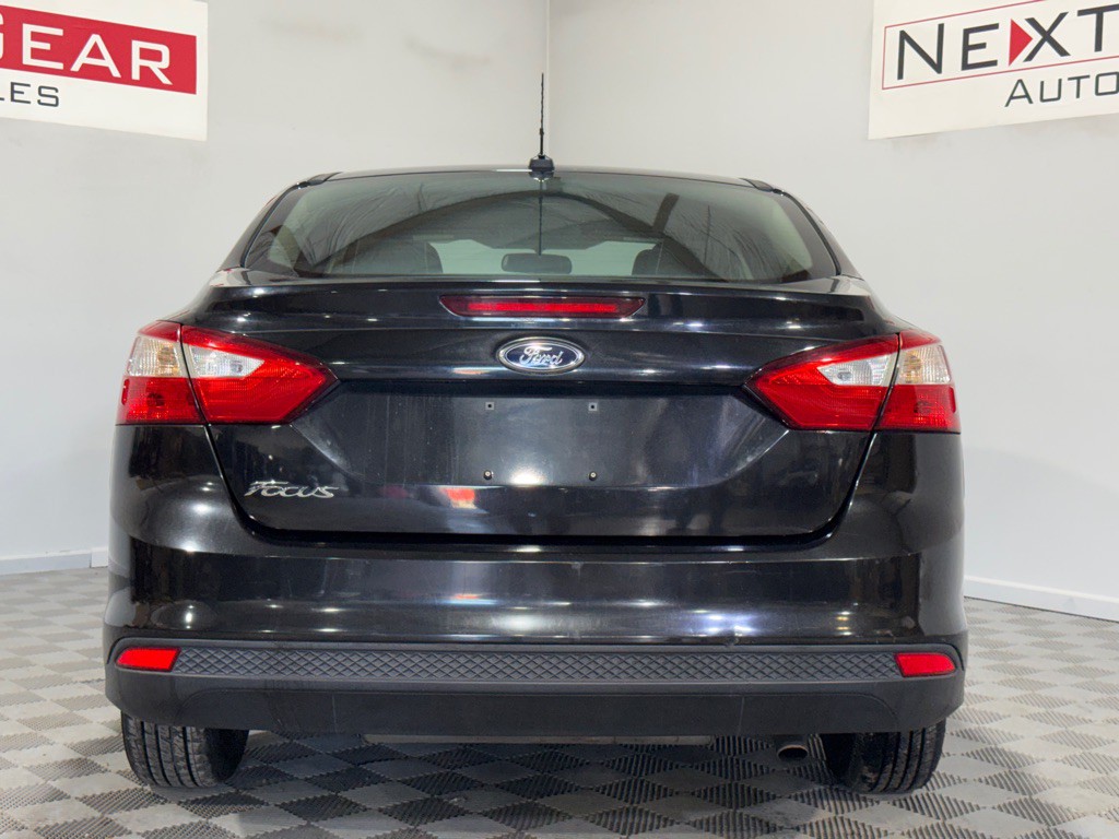 2012 Ford Focus Image 7