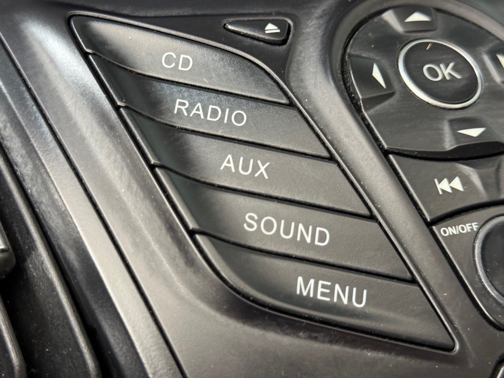 2012 Ford Focus Image 18