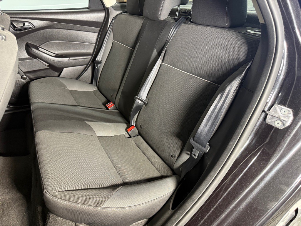 2012 Ford Focus Image 23