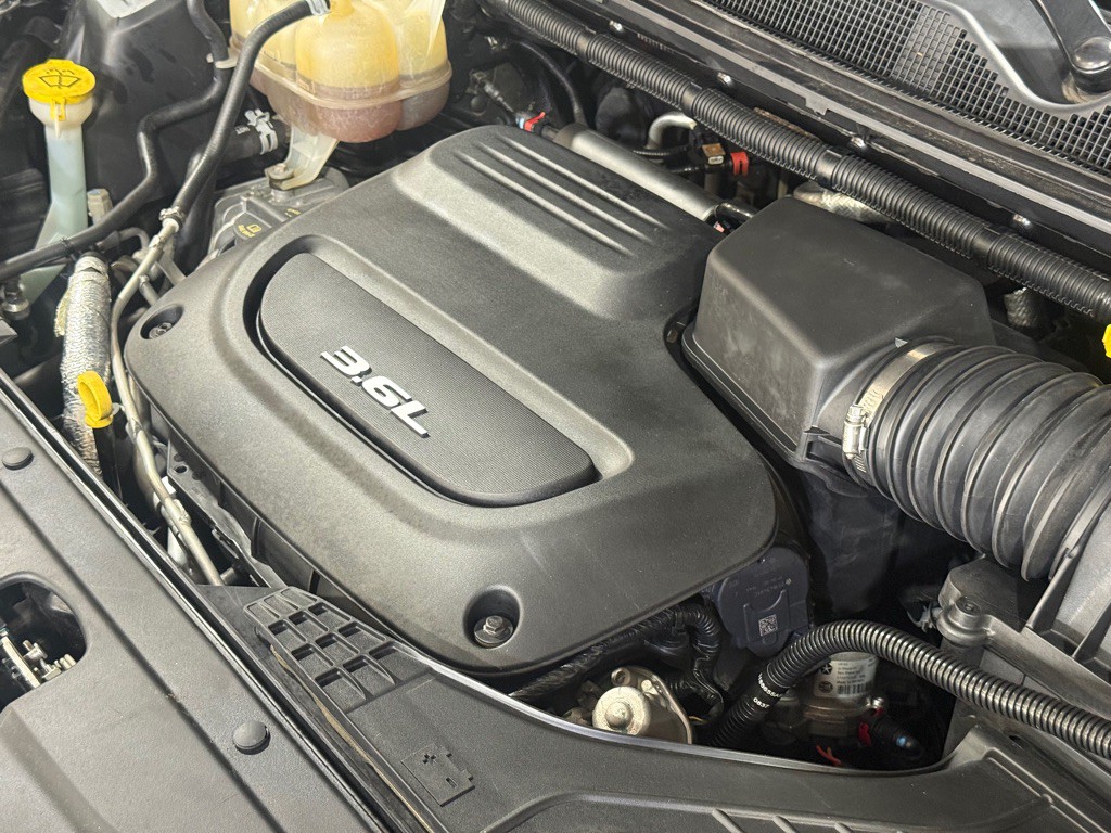 2017 Chrysler Pacifica Image 40