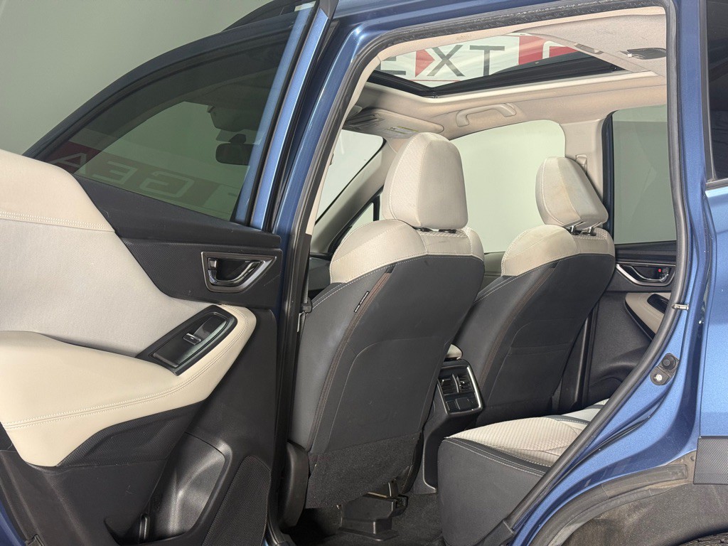 2019 Subaru Forester Image 12