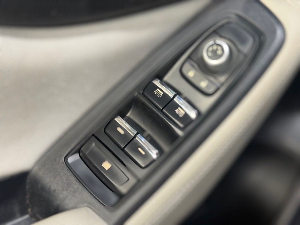 2019 Subaru Forester Image 36