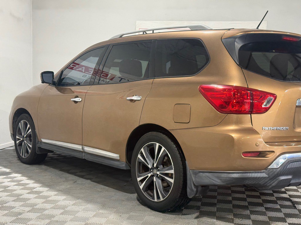 2017 Nissan Pathfinder Image 7