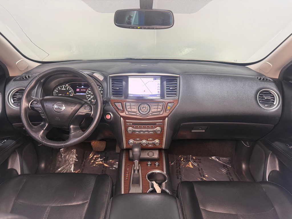 2017 Nissan Pathfinder Image 13