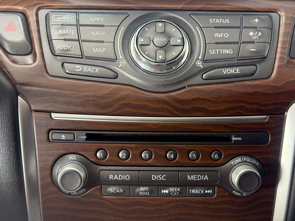 2017 Nissan Pathfinder Image 19
