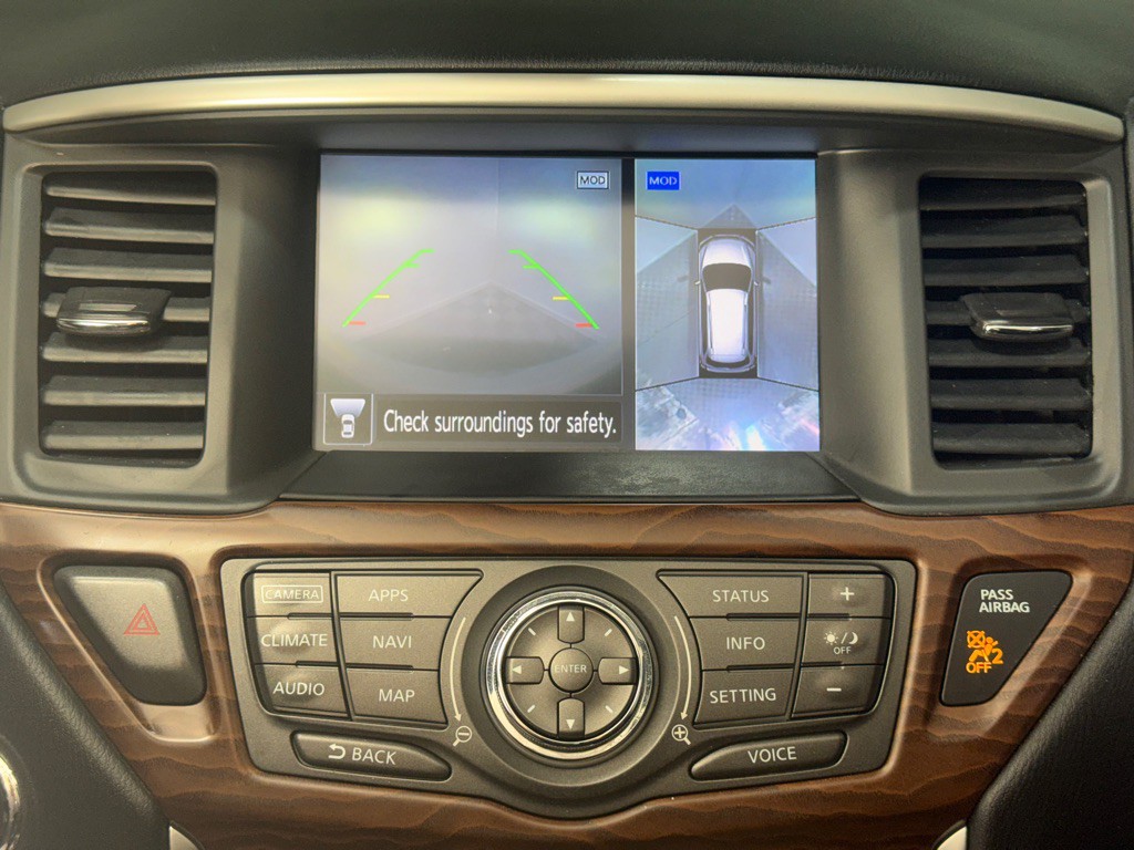 2017 Nissan Pathfinder Image 25