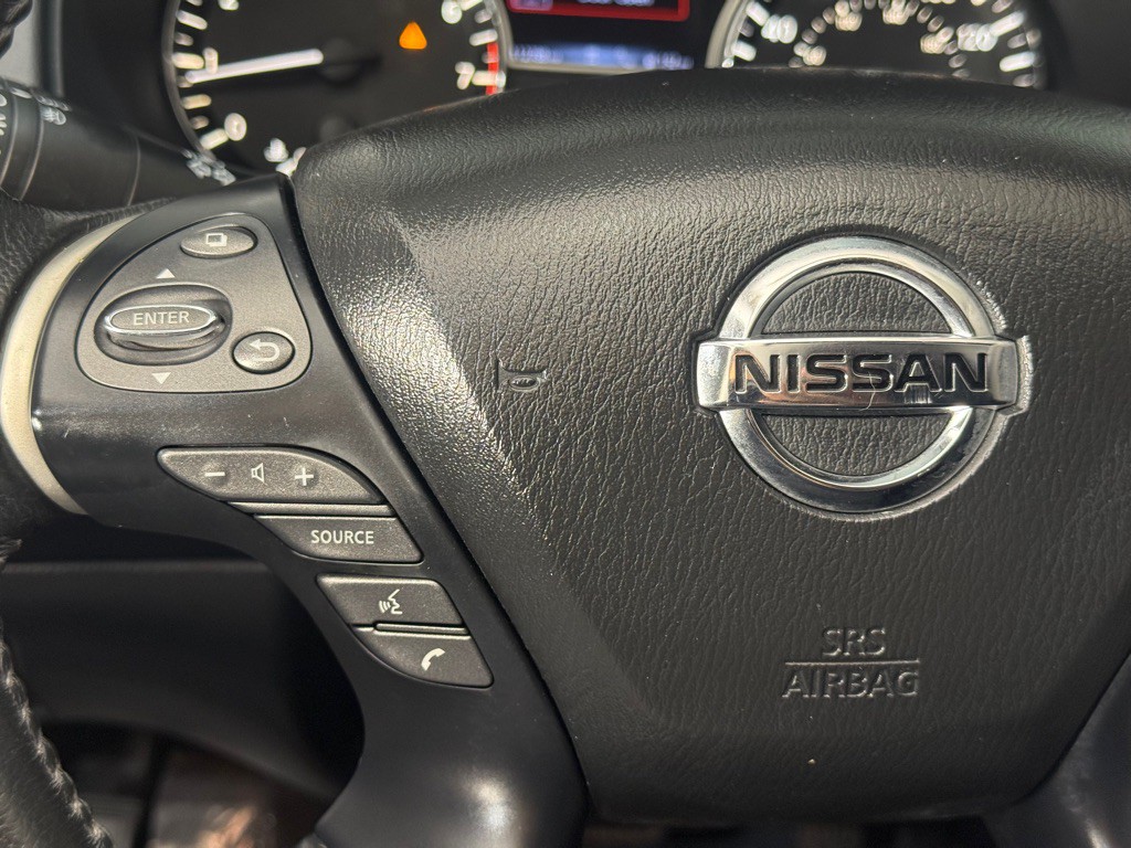 2017 Nissan Pathfinder Image 33