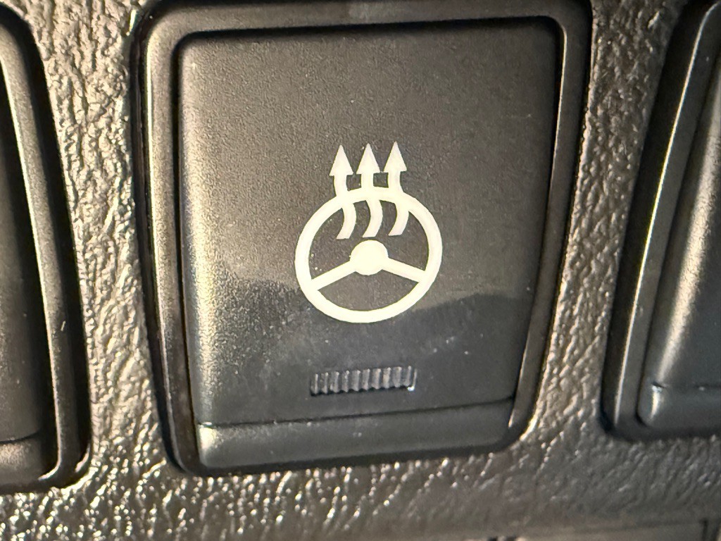2017 Nissan Pathfinder Image 35