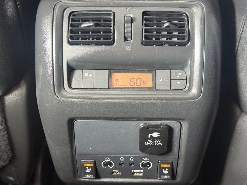 2017 Nissan Pathfinder Image 39