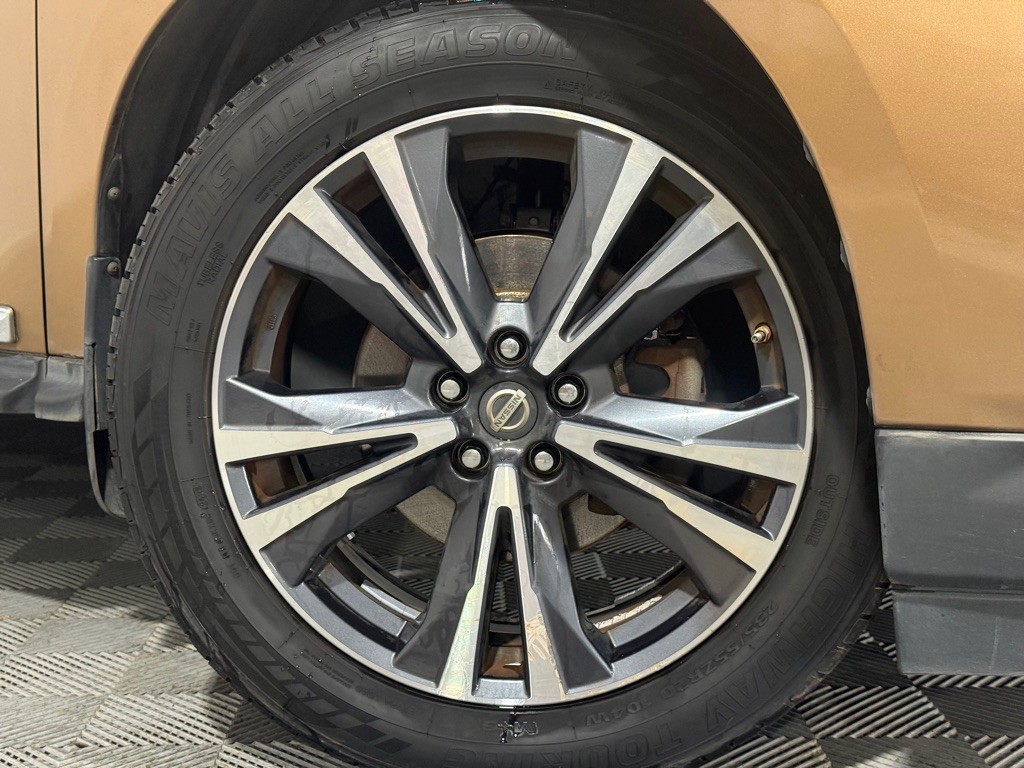 2017 Nissan Pathfinder Image 51