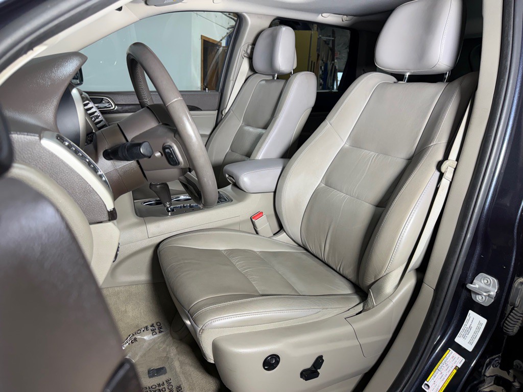2013 Jeep Grand Cherokee Image 27