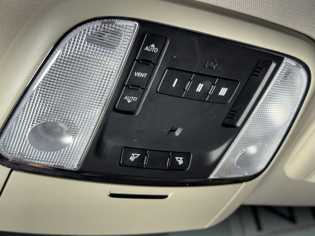 2013 Jeep Grand Cherokee Image 32