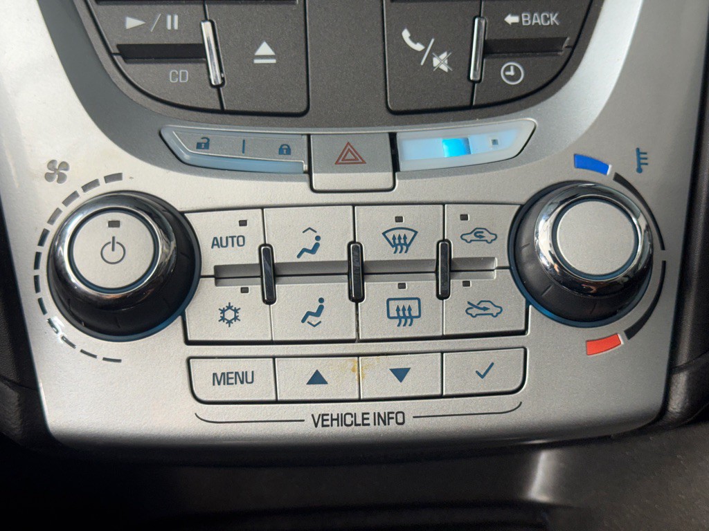2010 Chevrolet Equinox Image 18