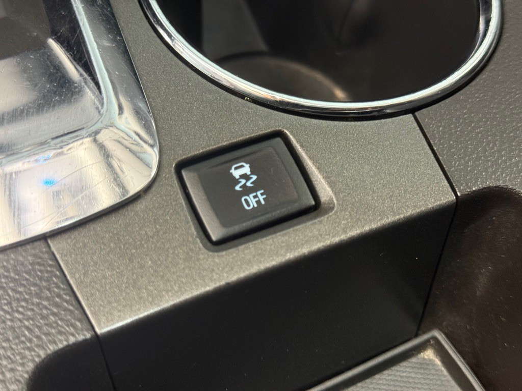 2010 Chevrolet Equinox Image 27